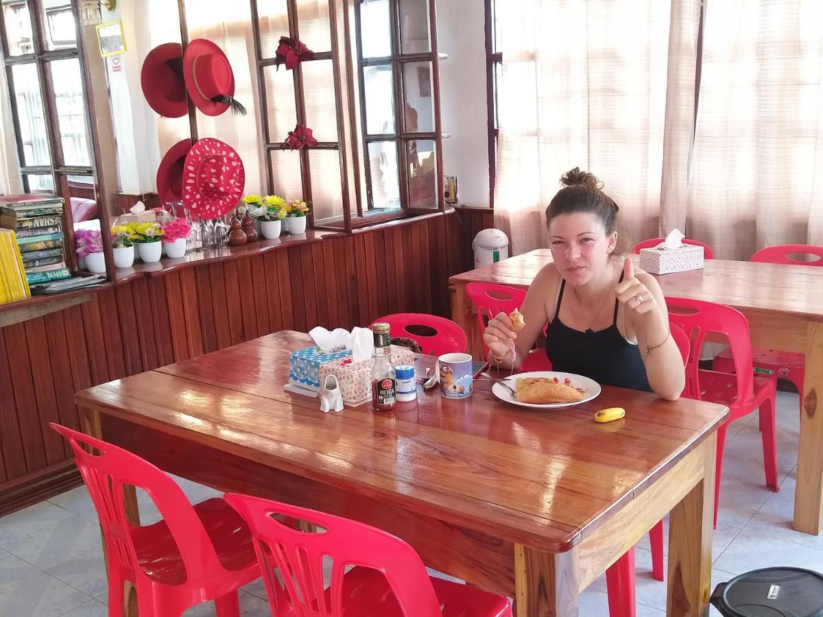 Pakse Riverside Bed & Breakfast 外观 照片